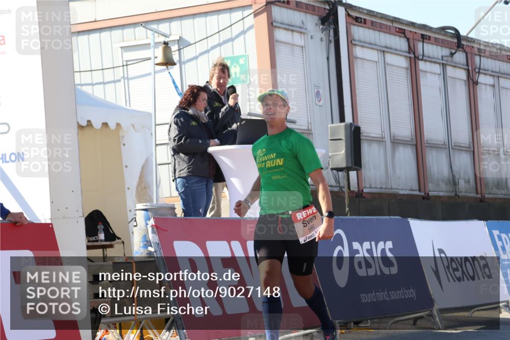 03.10.2025 - Köhlbrandbrückenlauf Luisa Fischer http://msf.ph/oto/9027148 03.10.2025 12:56:47 Ziel 4096, 4115, 4491, 5091, 5962 meine-sportfotos.de