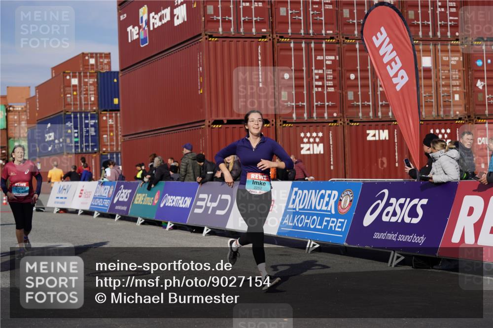 03.10.2025 - Köhlbrandbrückenlauf Michael Burmester http://msf.ph/oto/9027154 03.10.2025 10:30:52 Ziel 2252, 2388, 2536, 2900, 3478, 3479, 3510 meine-sportfotos.de