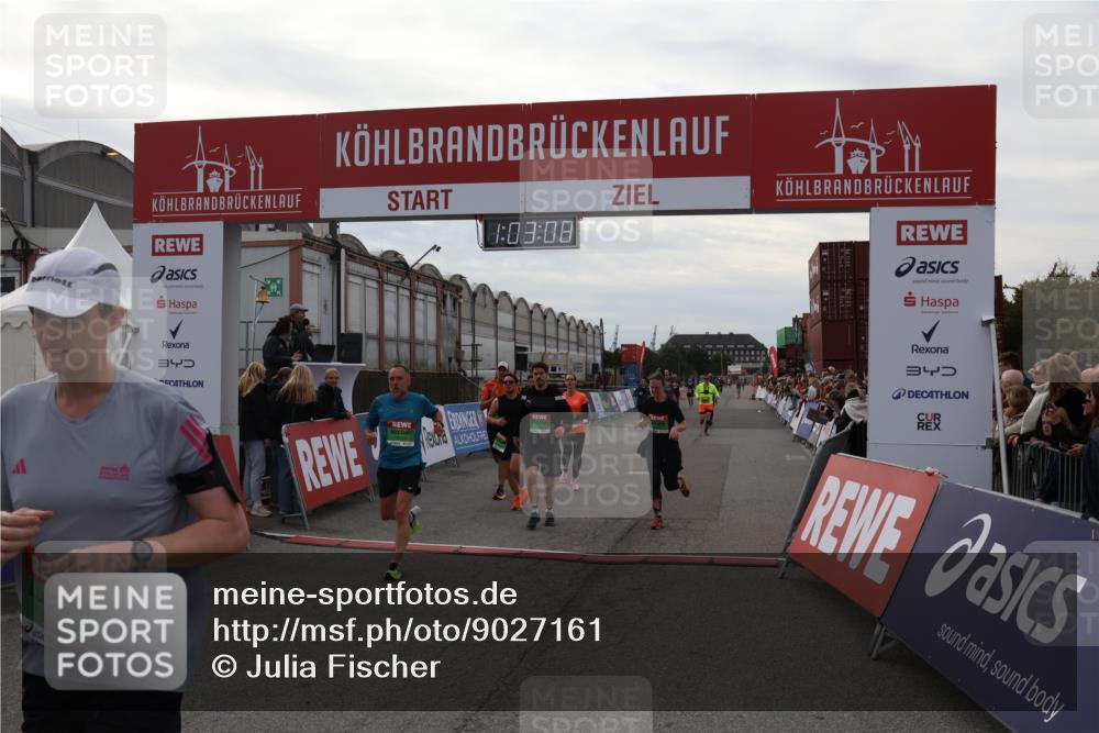 03.10.2025 - Köhlbrandbrückenlauf Julia Fischer http://msf.ph/oto/9027161 03.10.2025 16:03:08 Ziel 7125, 7231, 7265, 7278, 7290, 7300, 7386, 7673, 7923, 8994, 9023, 9294, 9569, 9570, 9619, 9657 meine-sportfotos.de