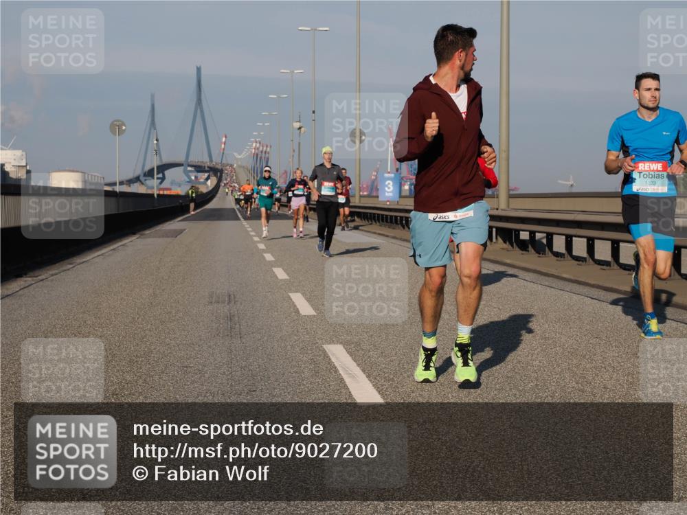 03.10.2025 - Köhlbrandbrückenlauf Fabian Wolf http://msf.ph/oto/9027200 03.10.2025 09:43:03 Position 3 1023 meine-sportfotos.de