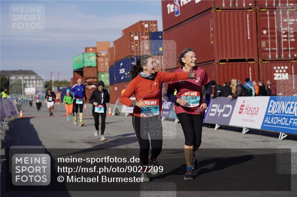 03.10.2025 - Köhlbrandbrückenlauf Michael Burmester http://msf.ph/oto/9027209 03.10.2025 10:30:55 Ziel 2252, 2900, 3478, 3479, 3510, 3664 meine-sportfotos.de