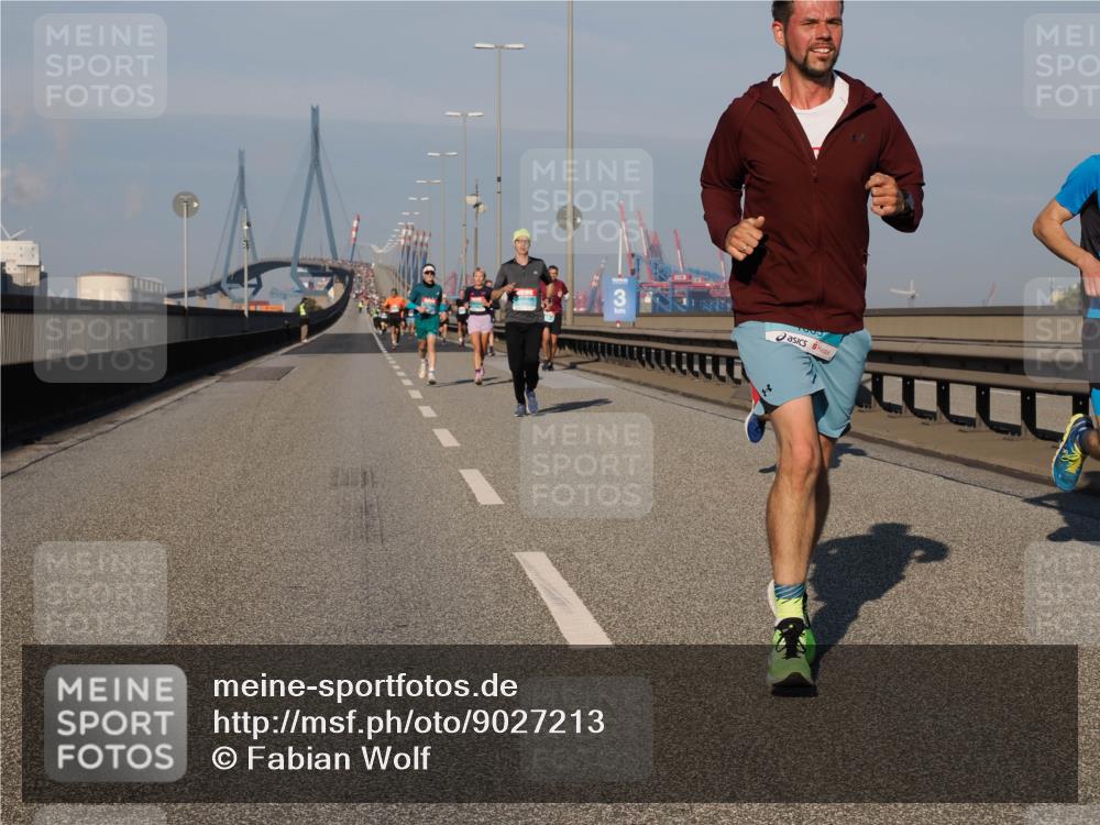 03.10.2025 - Köhlbrandbrückenlauf Fabian Wolf http://msf.ph/oto/9027213 03.10.2025 09:43:04 Position 3  meine-sportfotos.de