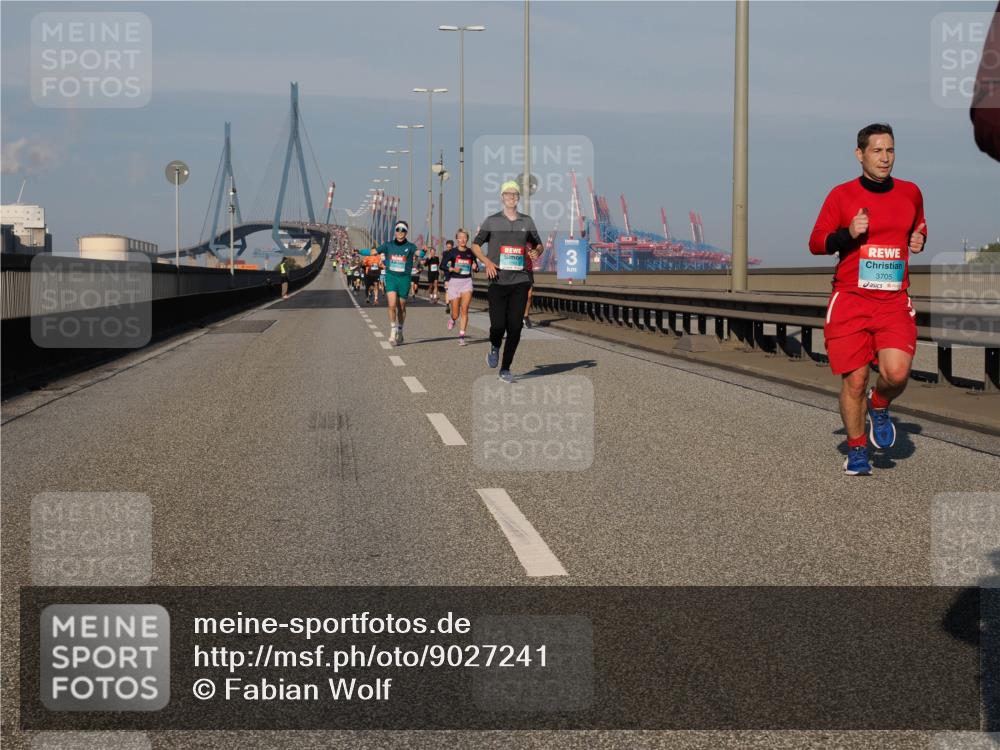 03.10.2025 - Köhlbrandbrückenlauf Fabian Wolf http://msf.ph/oto/9027241 03.10.2025 09:43:05 Position 3 3705 meine-sportfotos.de