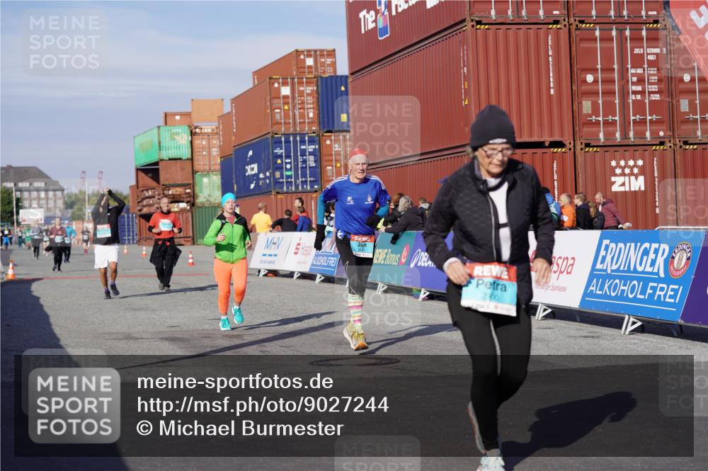 03.10.2025 - Köhlbrandbrückenlauf Michael Burmester http://msf.ph/oto/9027244 03.10.2025 10:30:59 Ziel 1763, 2468, 2900, 3510, 3664 meine-sportfotos.de