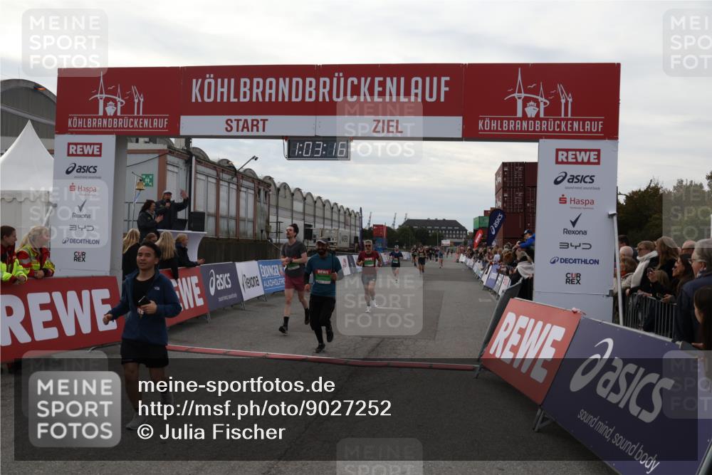 03.10.2025 - Köhlbrandbrückenlauf Julia Fischer http://msf.ph/oto/9027252 03.10.2025 16:03:16 Ziel 7016, 7098, 7125, 7231, 7265, 7290, 7300, 7721, 8994, 9294, 9305, 9569, 9570, 9657 meine-sportfotos.de