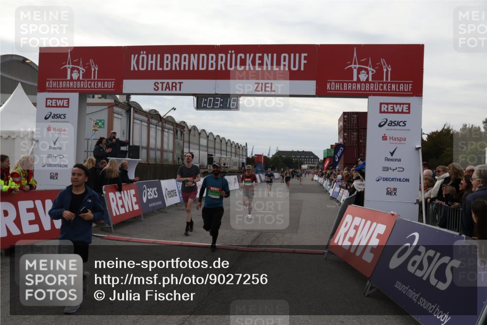 03.10.2025 - Köhlbrandbrückenlauf Julia Fischer http://msf.ph/oto/9027256 03.10.2025 16:03:16 Ziel 7016, 7098, 7125, 7231, 7265, 7290, 7300, 7721, 8994, 9294, 9305, 9569, 9570, 9657 meine-sportfotos.de