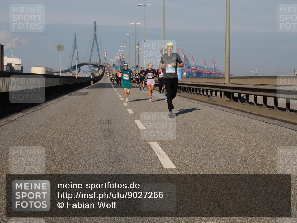 03.10.2025 - Köhlbrandbrückenlauf Fabian Wolf http://msf.ph/oto/9027266 03.10.2025 09:43:06 Position 3 1103 meine-sportfotos.de