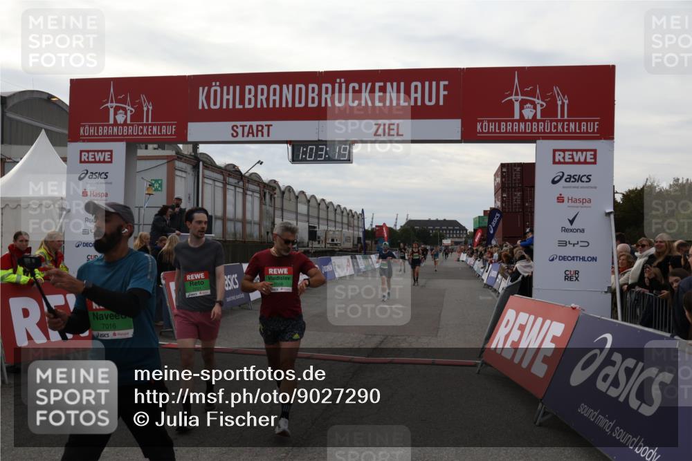 03.10.2025 - Köhlbrandbrückenlauf Julia Fischer http://msf.ph/oto/9027290 03.10.2025 16:03:19 Ziel 7016, 7098, 7231, 7265, 7290, 7300, 7721, 7873, 8994, 9305, 9657, 9678 meine-sportfotos.de