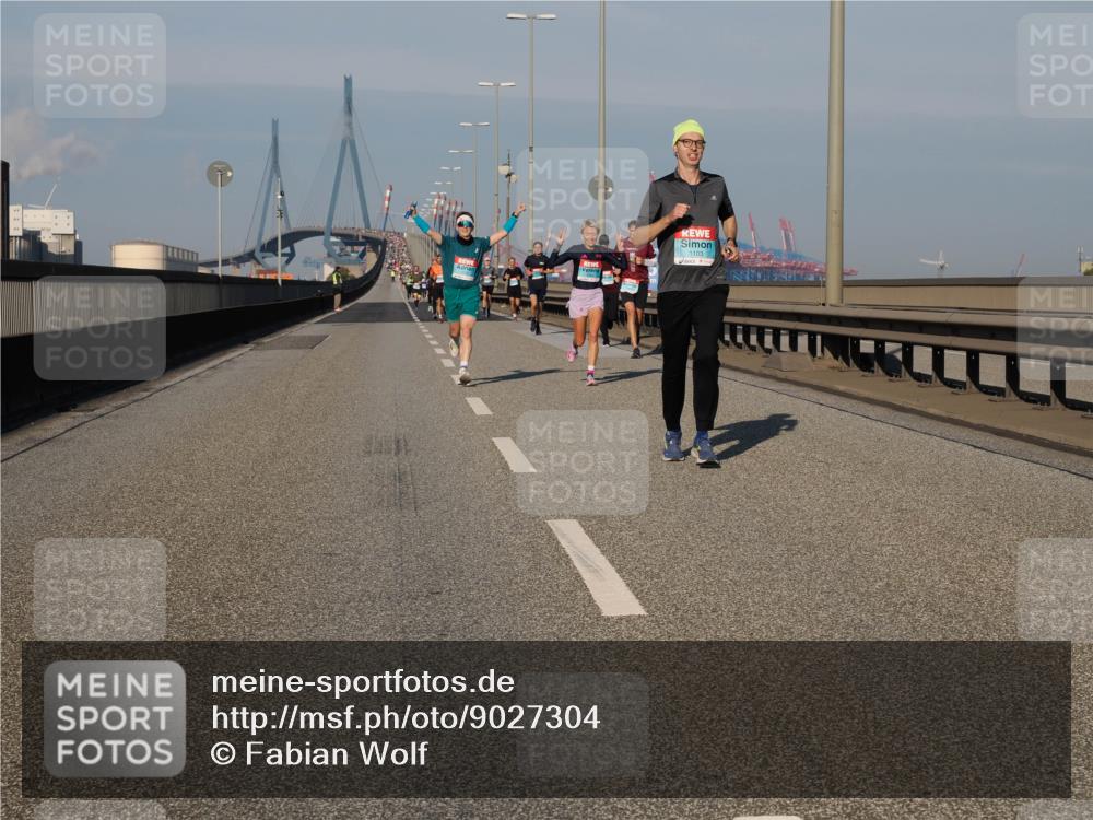 03.10.2025 - Köhlbrandbrückenlauf Fabian Wolf http://msf.ph/oto/9027304 03.10.2025 09:43:07 Position 3 1103 meine-sportfotos.de