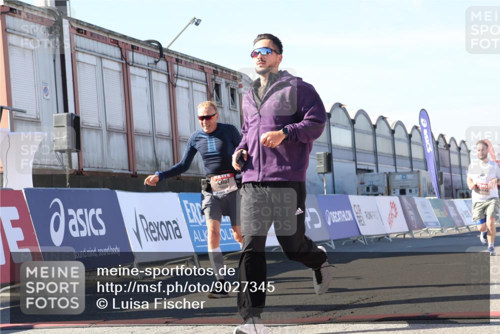 03.10.2025 - Köhlbrandbrückenlauf Luisa Fischer http://msf.ph/oto/9027345 03.10.2025 12:57:10 Ziel 4042, 4080, 4251, 5699, 5846, 5898, 5926, 6417, 6629, 6819 meine-sportfotos.de