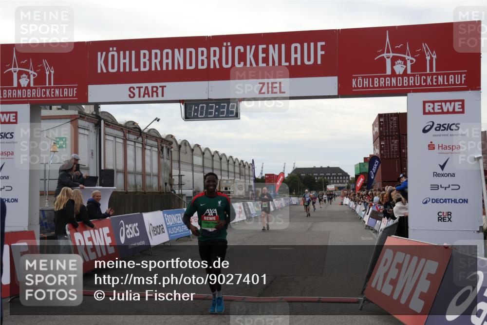 03.10.2025 - Köhlbrandbrückenlauf Julia Fischer http://msf.ph/oto/9027401 03.10.2025 16:03:39 Ziel 7094, 7224, 7284, 7418, 7485, 9103, 9484, 9632, 9666 meine-sportfotos.de