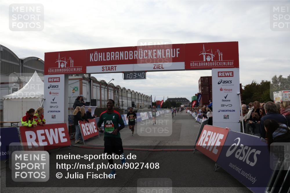 03.10.2025 - Köhlbrandbrückenlauf Julia Fischer http://msf.ph/oto/9027408 03.10.2025 16:03:40 Ziel 7094, 7224, 7284, 7418, 7485, 9103, 9484, 9632, 9666 meine-sportfotos.de