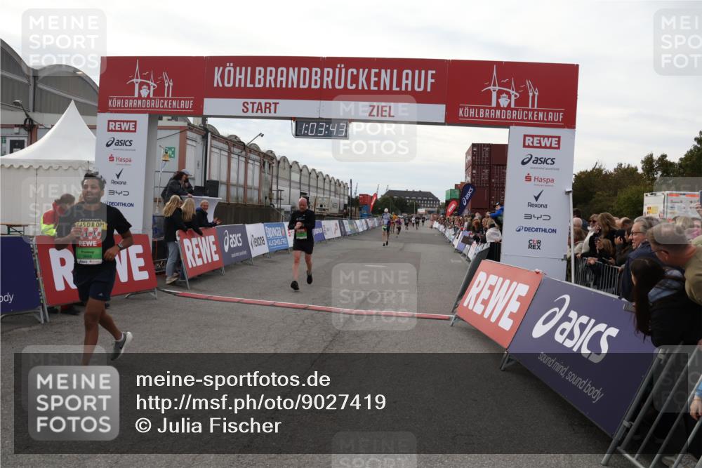 03.10.2025 - Köhlbrandbrückenlauf Julia Fischer http://msf.ph/oto/9027419 03.10.2025 16:03:43 Ziel 7224, 7284, 7409, 8980, 8981, 9103, 9484, 9632, 9666 meine-sportfotos.de