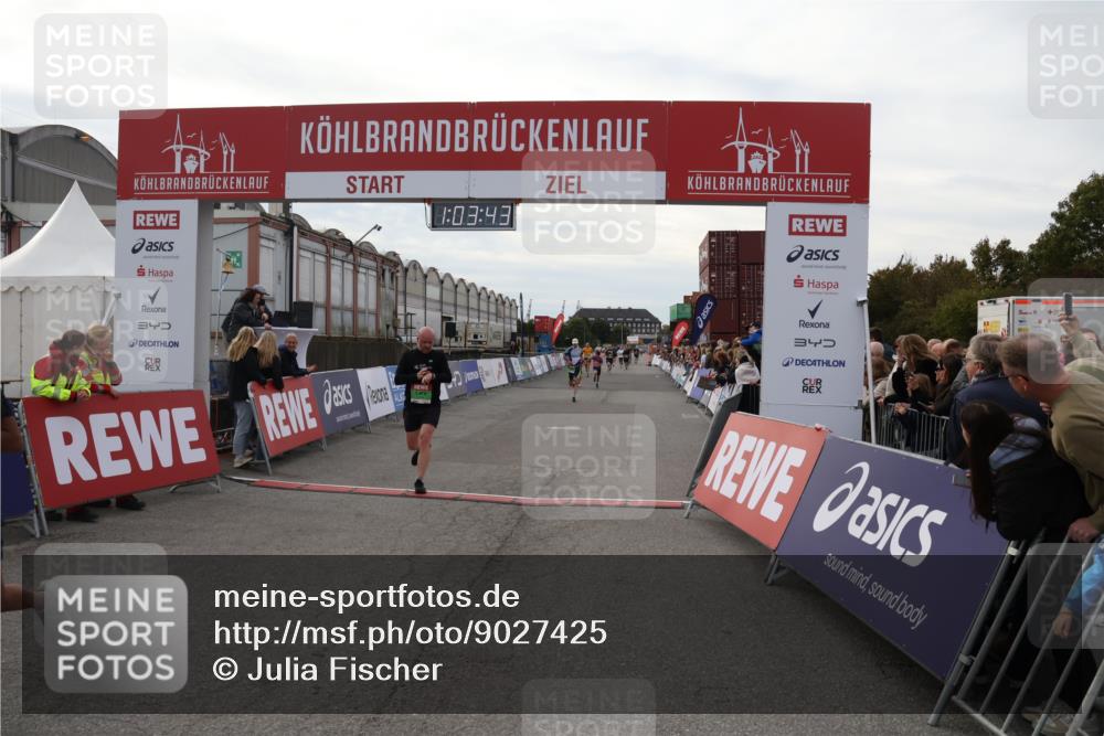 03.10.2025 - Köhlbrandbrückenlauf Julia Fischer http://msf.ph/oto/9027425 03.10.2025 16:03:43 Ziel 7224, 7284, 7409, 8980, 8981, 9103, 9484, 9632, 9666 meine-sportfotos.de