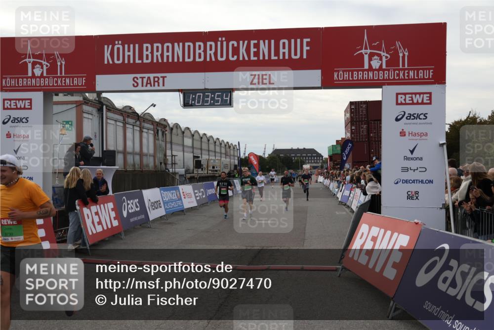 03.10.2025 - Köhlbrandbrückenlauf Julia Fischer http://msf.ph/oto/9027470 03.10.2025 16:03:54 Ziel 7409, 7811, 7862, 8980, 8981, 9405, 9473, 9672, 9730, 9746 meine-sportfotos.de