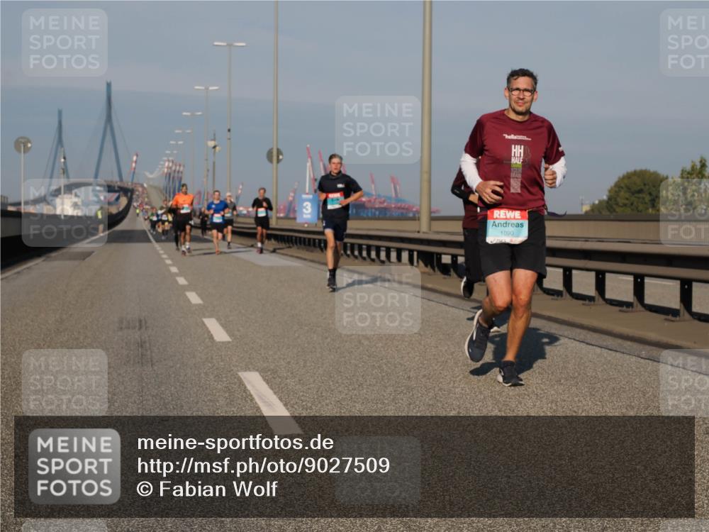 03.10.2025 - Köhlbrandbrückenlauf Fabian Wolf http://msf.ph/oto/9027509 03.10.2025 09:43:14 Position 3 3, 1090 meine-sportfotos.de