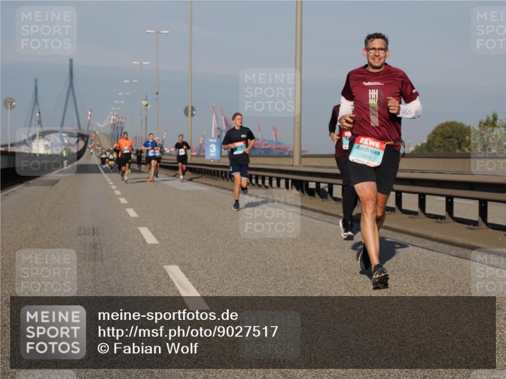 03.10.2025 - Köhlbrandbrückenlauf Fabian Wolf http://msf.ph/oto/9027517 03.10.2025 09:43:14 Position 3 1090 meine-sportfotos.de