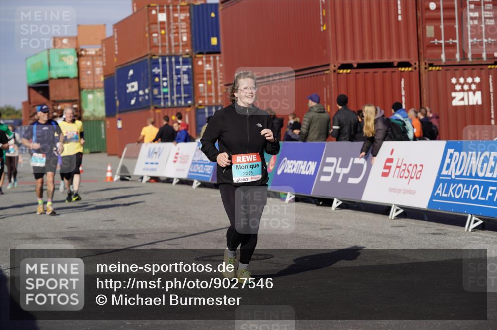 03.10.2025 - Köhlbrandbrückenlauf Michael Burmester http://msf.ph/oto/9027546 03.10.2025 10:31:32 Ziel 1927, 2058, 2385, 2398, 2462, 2463, 2518, 2973, 2976 meine-sportfotos.de