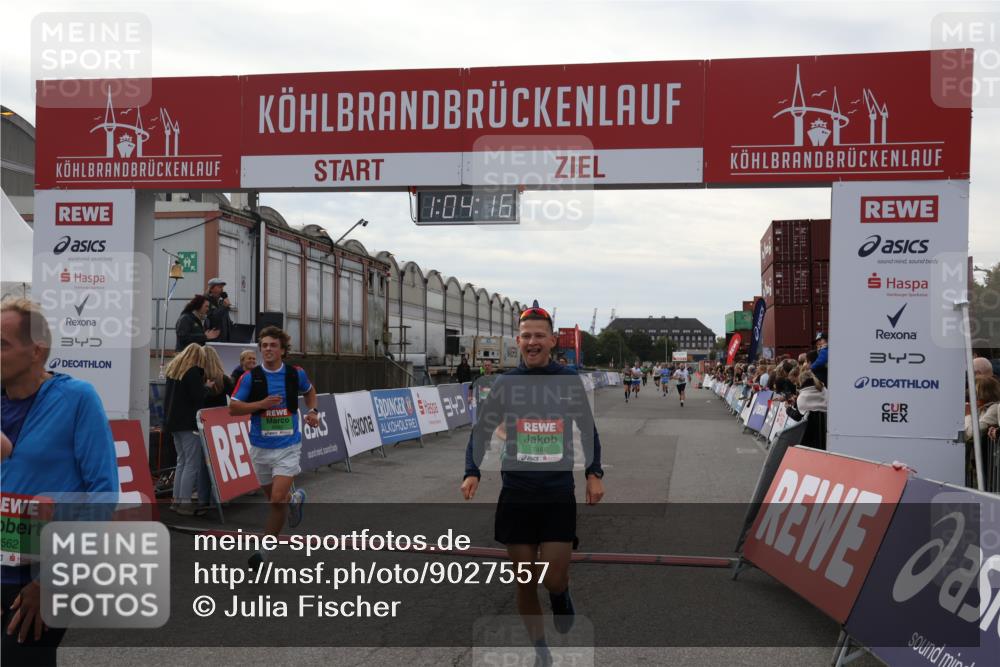 03.10.2025 - Köhlbrandbrückenlauf Julia Fischer http://msf.ph/oto/9027557 03.10.2025 16:04:17 Ziel 7281, 7297, 7392, 7451, 7466, 7599, 7611, 7798, 8082, 9010, 9149, 9306, 9377, 9562, 9618 meine-sportfotos.de