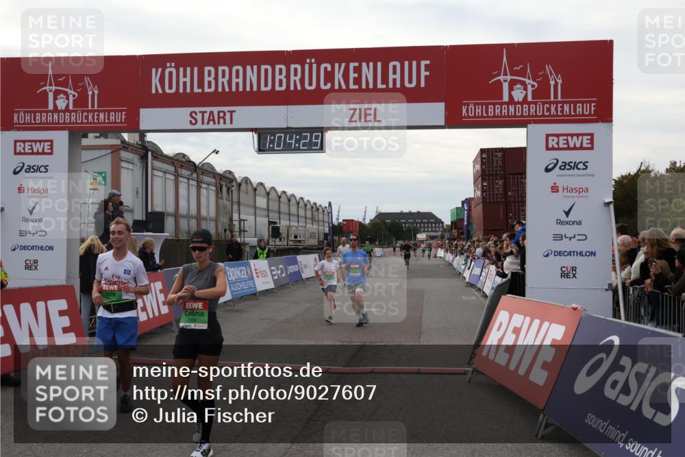 03.10.2025 - Köhlbrandbrückenlauf Julia Fischer http://msf.ph/oto/9027607 03.10.2025 16:04:29 Ziel 7245, 7308, 7338, 7611, 8818, 8825, 9010, 9213 meine-sportfotos.de