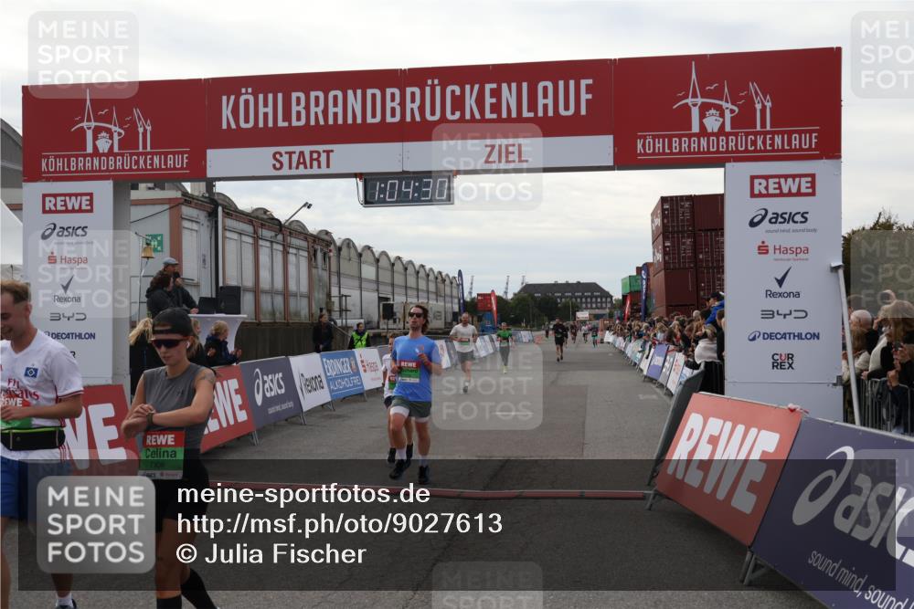 03.10.2025 - Köhlbrandbrückenlauf Julia Fischer http://msf.ph/oto/9027613 03.10.2025 16:04:30 Ziel 7245, 7308, 7338, 7455, 8818, 8825, 9010, 9213 meine-sportfotos.de