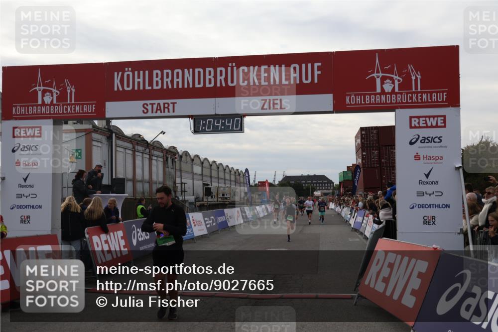 03.10.2025 - Köhlbrandbrückenlauf Julia Fischer http://msf.ph/oto/9027665 03.10.2025 16:04:40 Ziel 7245, 7248, 7455, 7526, 8825, 8937, 9696 meine-sportfotos.de