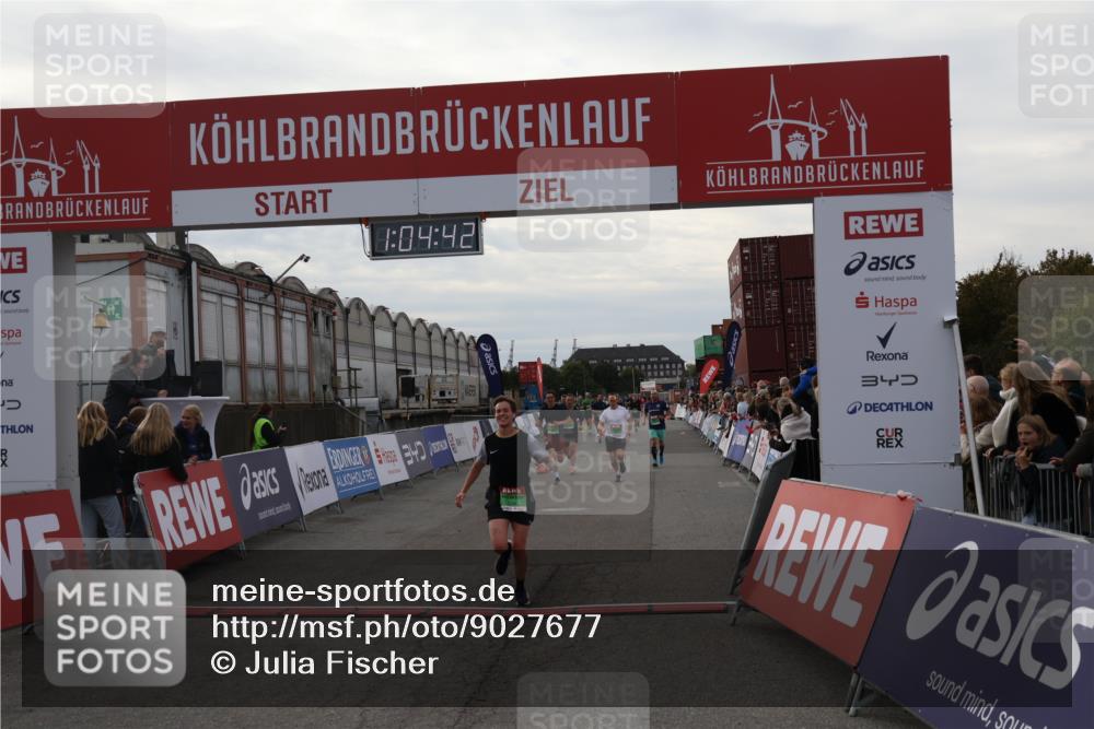 03.10.2025 - Köhlbrandbrückenlauf Julia Fischer http://msf.ph/oto/9027677 03.10.2025 16:04:42 Ziel 7147, 7192, 7248, 7455, 7526, 8825, 8937, 9696 meine-sportfotos.de
