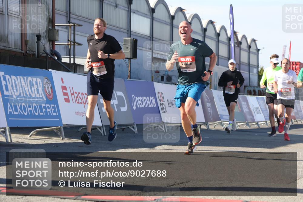 03.10.2025 - Köhlbrandbrückenlauf Luisa Fischer http://msf.ph/oto/9027688 03.10.2025 12:57:52 Ziel 4037, 4046, 4102, 4654, 5669, 5960, 5961, 6371, 6518, 6519, 6520, 6809 meine-sportfotos.de
