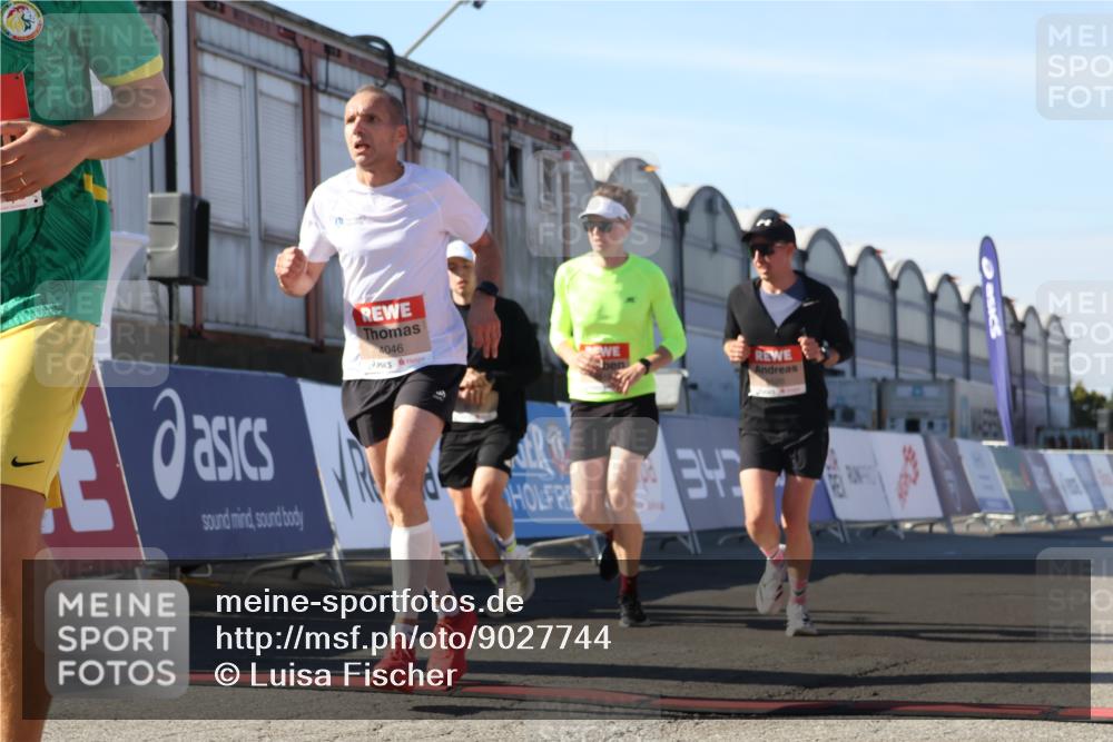 03.10.2025 - Köhlbrandbrückenlauf Luisa Fischer http://msf.ph/oto/9027744 03.10.2025 12:57:56 Ziel 4046, 4102, 4654, 5669, 5960, 5961, 6371, 6518, 6519, 6520 meine-sportfotos.de