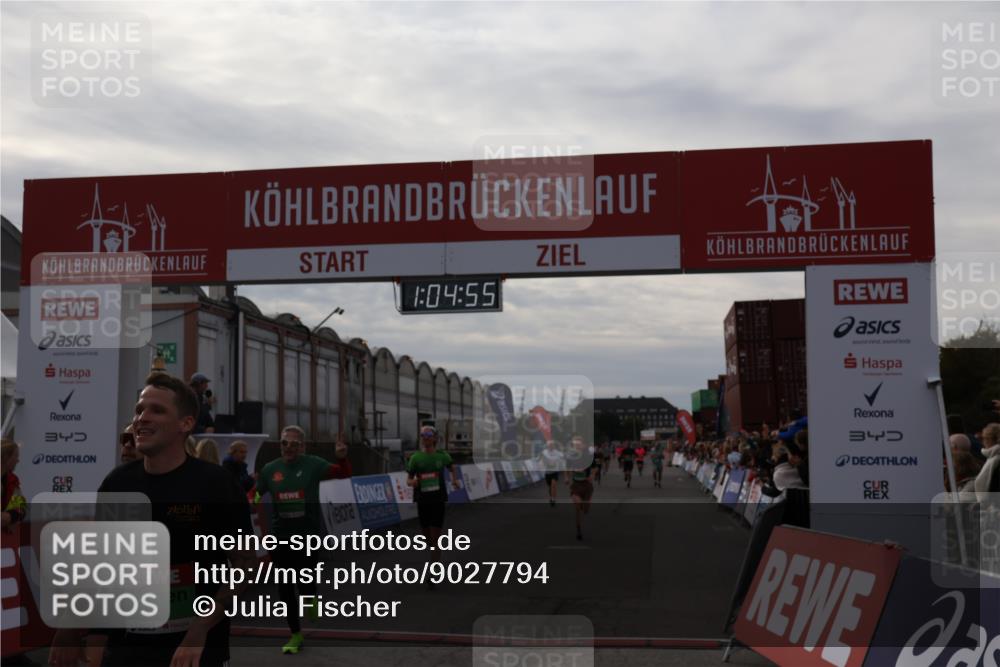 03.10.2025 - Köhlbrandbrückenlauf Julia Fischer http://msf.ph/oto/9027794 03.10.2025 16:04:55 Ziel 7006, 7132, 7147, 7192, 7222, 7425, 7513, 7526, 7568, 8254, 9176, 9584, 9696 meine-sportfotos.de