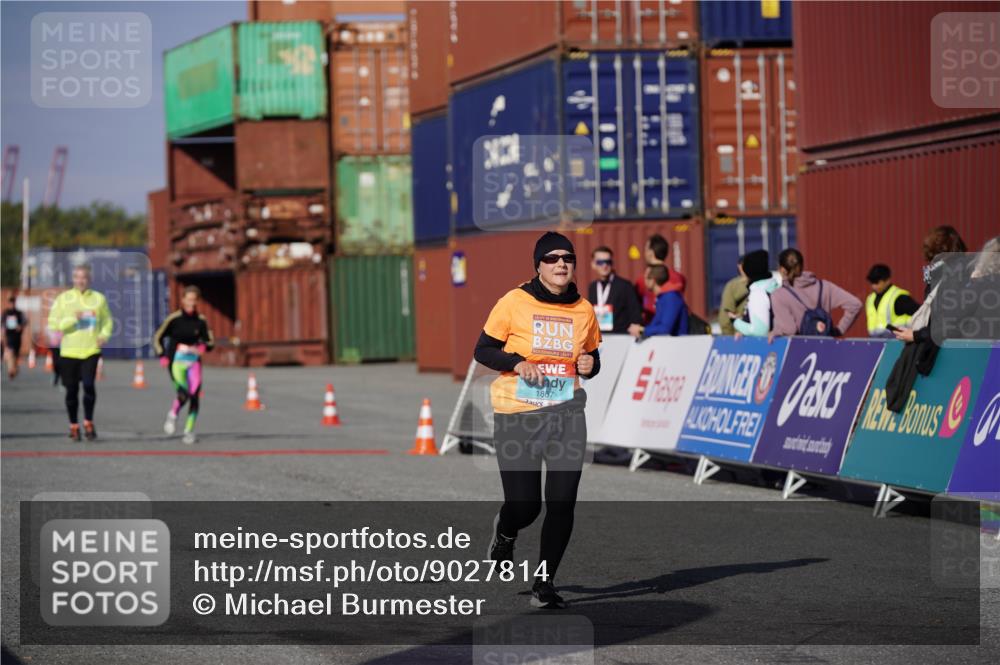 03.10.2025 - Köhlbrandbrückenlauf Michael Burmester http://msf.ph/oto/9027814 03.10.2025 10:31:53 Ziel 1867, 2491 meine-sportfotos.de