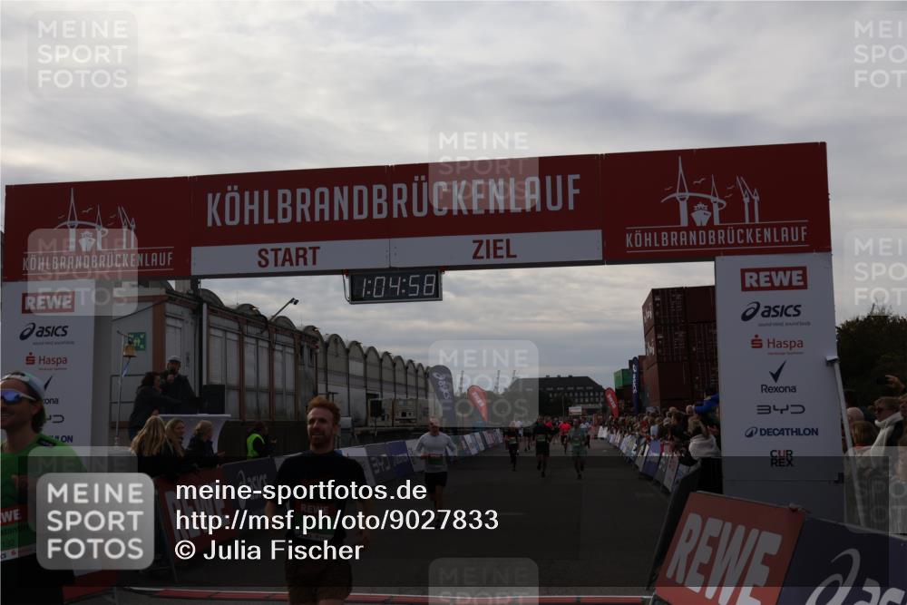 03.10.2025 - Köhlbrandbrückenlauf Julia Fischer http://msf.ph/oto/9027833 03.10.2025 16:04:58 Ziel 7006, 7132, 7168, 7222, 7270, 7425, 7428, 7513, 7568, 8254, 9176, 9584 meine-sportfotos.de