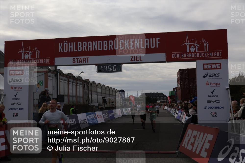 03.10.2025 - Köhlbrandbrückenlauf Julia Fischer http://msf.ph/oto/9027867 03.10.2025 16:05:01 Ziel 7006, 7132, 7168, 7222, 7270, 7425, 7428, 7448, 7513, 7568, 9176, 9584 meine-sportfotos.de