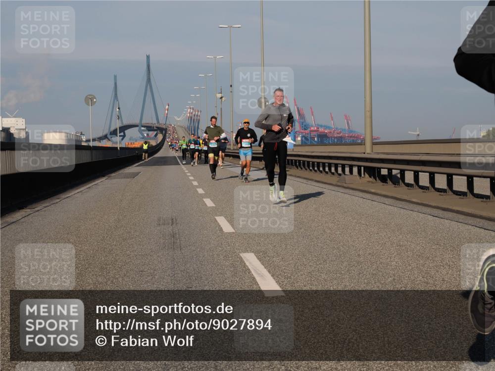 03.10.2025 - Köhlbrandbrückenlauf Fabian Wolf http://msf.ph/oto/9027894 03.10.2025 09:43:27 Position 3  meine-sportfotos.de