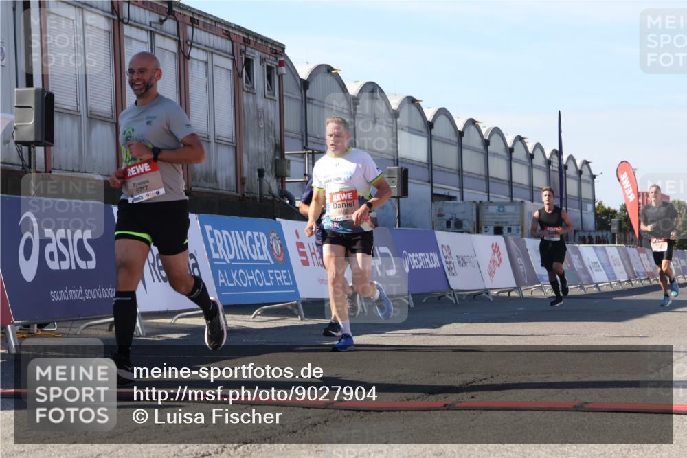 03.10.2025 - Köhlbrandbrückenlauf Luisa Fischer http://msf.ph/oto/9027904 03.10.2025 12:58:15 Ziel 4083, 4099, 4234, 4248, 4394, 6152, 6717, 6718, 6732 meine-sportfotos.de