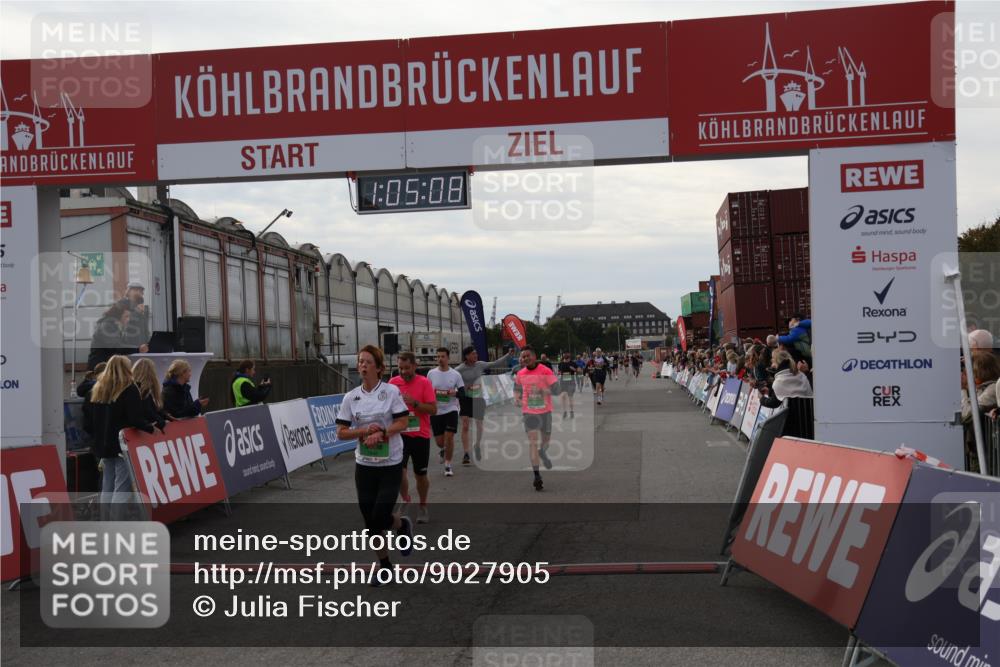 03.10.2025 - Köhlbrandbrückenlauf Julia Fischer http://msf.ph/oto/9027905 03.10.2025 16:05:08 Ziel 7168, 7221, 7239, 7270, 7428, 7448, 7772, 8779, 8995, 9114, 9191, 9584 meine-sportfotos.de