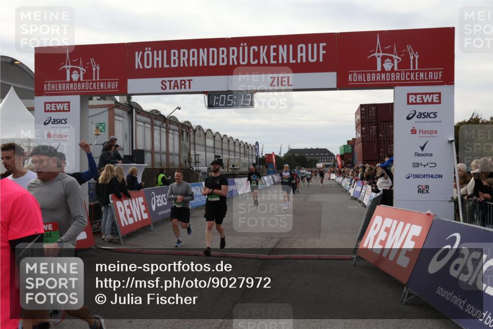 03.10.2025 - Köhlbrandbrückenlauf Julia Fischer http://msf.ph/oto/9027972 03.10.2025 16:05:13 Ziel 7168, 7201, 7207, 7221, 7239, 7403, 7428, 7448, 7772, 8779, 8995, 9114, 9191, 9592, 9690 meine-sportfotos.de