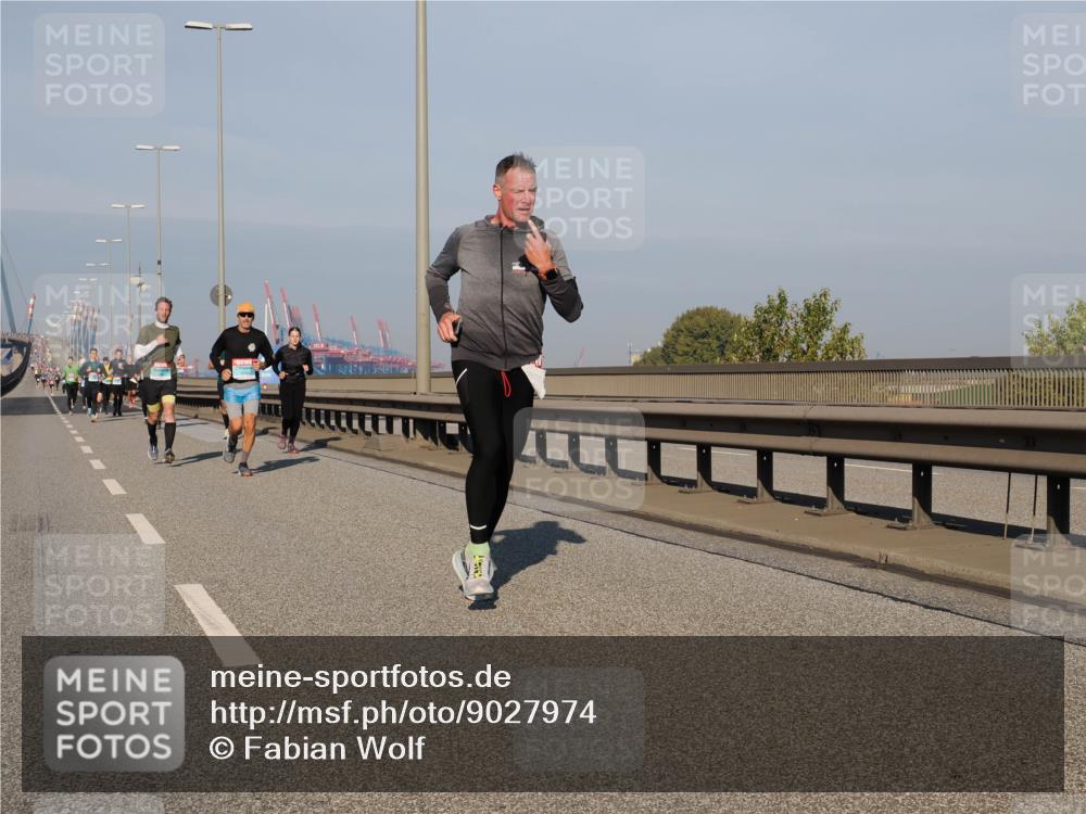 03.10.2025 - Köhlbrandbrückenlauf Fabian Wolf http://msf.ph/oto/9027974 03.10.2025 09:43:29 Position 3  meine-sportfotos.de