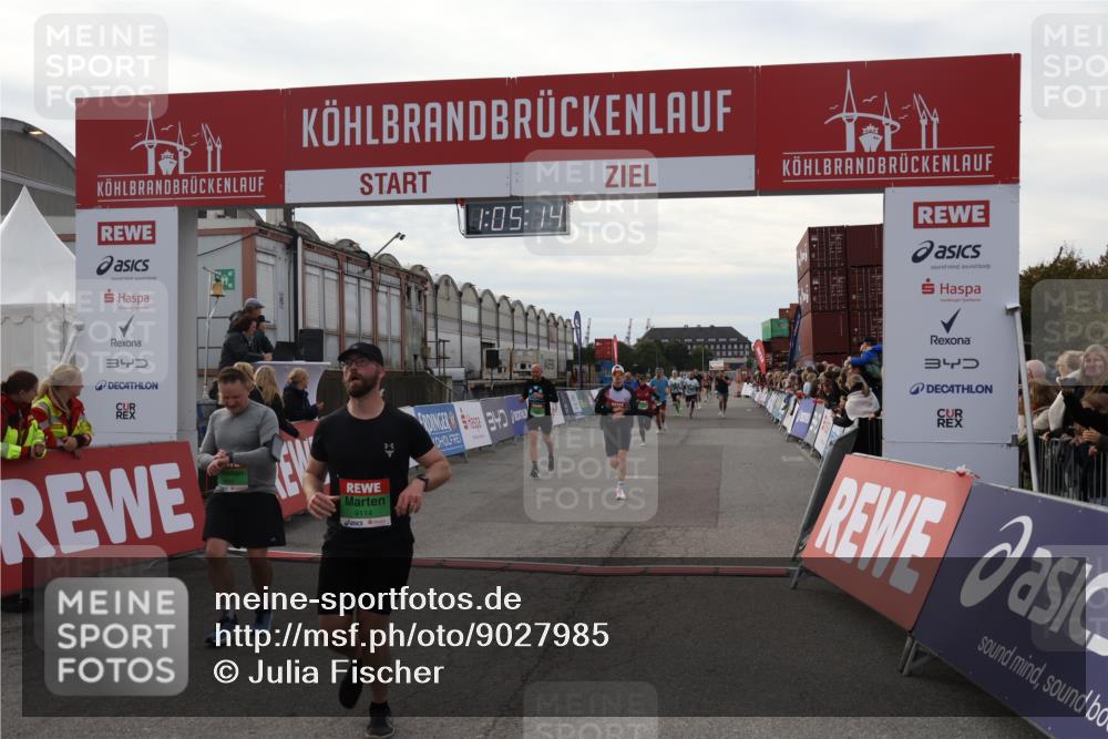 03.10.2025 - Köhlbrandbrückenlauf Julia Fischer http://msf.ph/oto/9027985 03.10.2025 16:05:14 Ziel 7201, 7207, 7221, 7239, 7403, 7428, 7448, 7772, 8779, 8995, 9114, 9191, 9592, 9690 meine-sportfotos.de