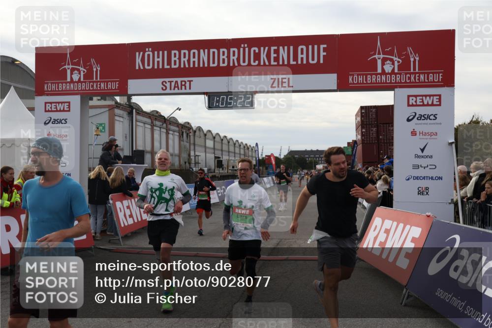 03.10.2025 - Köhlbrandbrückenlauf Julia Fischer http://msf.ph/oto/9028077 03.10.2025 16:05:22 Ziel 7201, 7207, 7403, 7422, 7473, 7643, 8099, 8995, 9114, 9421, 9422, 9475, 9592, 9627, 9690 meine-sportfotos.de