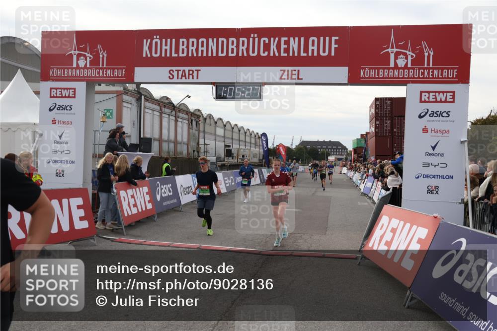 03.10.2025 - Köhlbrandbrückenlauf Julia Fischer http://msf.ph/oto/9028136 03.10.2025 16:05:27 Ziel 7207, 7241, 7403, 7422, 7473, 7643, 8099, 9127, 9421, 9422, 9475, 9499, 9592, 9627 meine-sportfotos.de