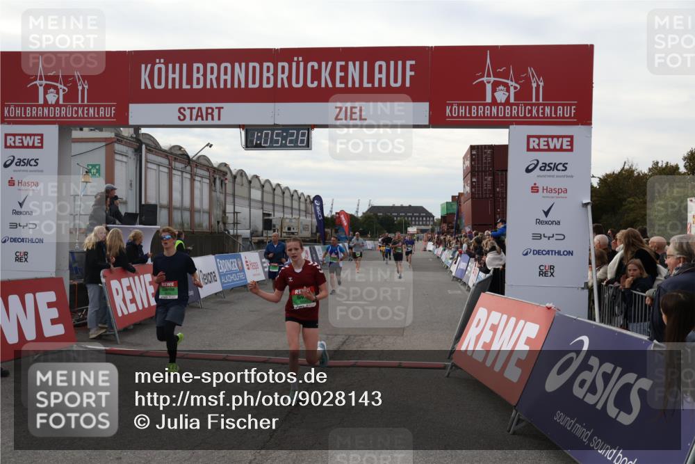 03.10.2025 - Köhlbrandbrückenlauf Julia Fischer http://msf.ph/oto/9028143 03.10.2025 16:05:28 Ziel 7207, 7241, 7403, 7422, 7473, 7643, 8099, 8199, 9127, 9421, 9422, 9475, 9499, 9592, 9627, 9669 meine-sportfotos.de