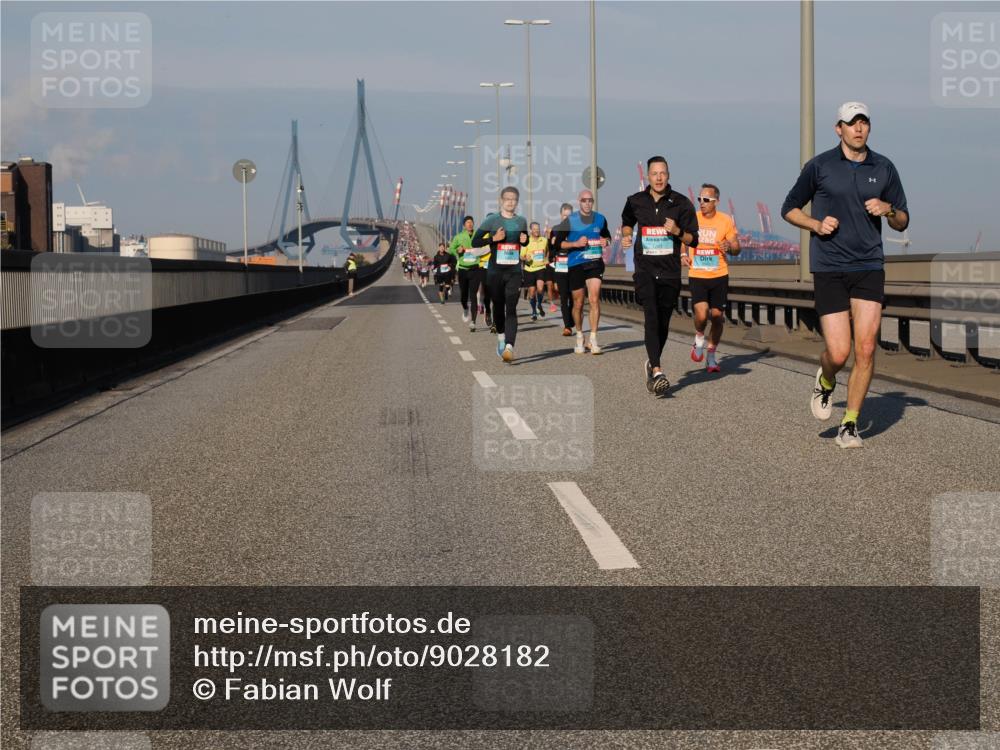 03.10.2025 - Köhlbrandbrückenlauf Fabian Wolf http://msf.ph/oto/9028182 03.10.2025 09:43:38 Position 3 1261 meine-sportfotos.de