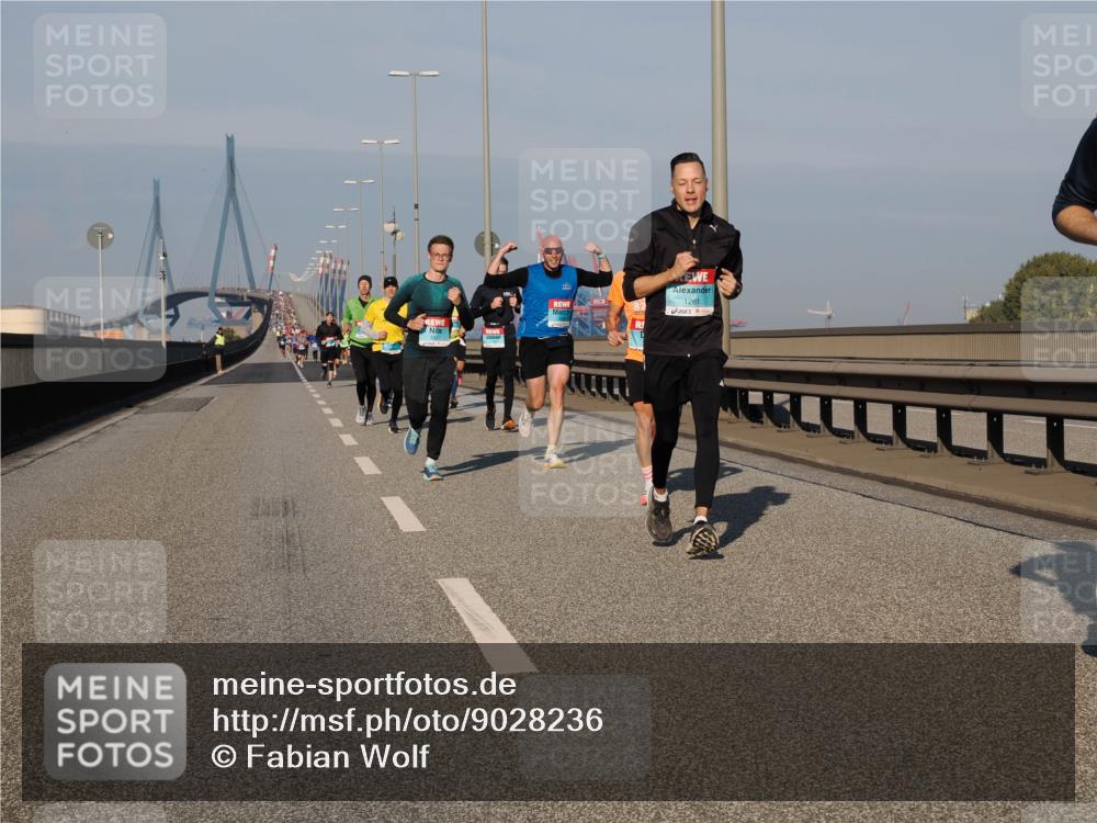 03.10.2025 - Köhlbrandbrückenlauf Fabian Wolf http://msf.ph/oto/9028236 03.10.2025 09:43:40 Position 3 1261 meine-sportfotos.de