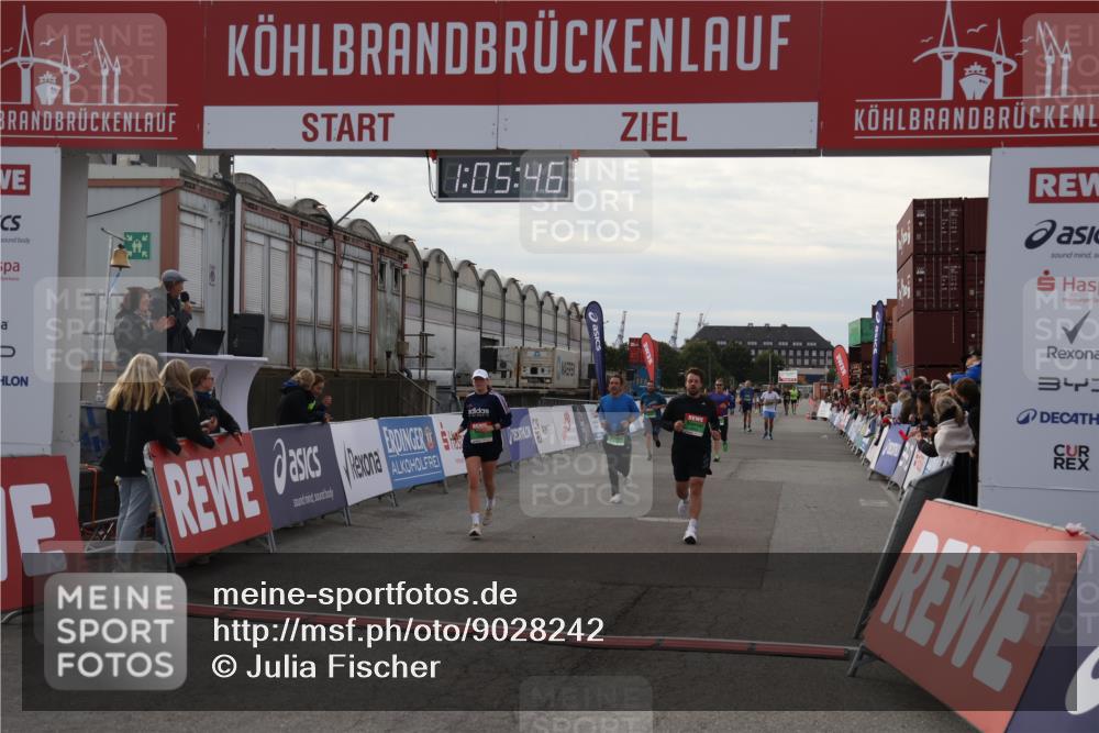 03.10.2025 - Köhlbrandbrückenlauf Julia Fischer http://msf.ph/oto/9028242 03.10.2025 16:05:46 Ziel 7031, 7151, 7213, 7394, 7546, 7547, 7646, 8924, 8966, 9299, 9317, 9489, 9566 meine-sportfotos.de