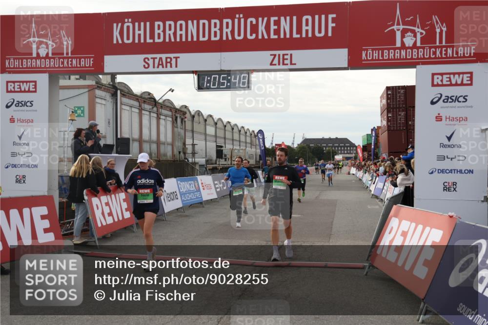 03.10.2025 - Köhlbrandbrückenlauf Julia Fischer http://msf.ph/oto/9028255 03.10.2025 16:05:48 Ziel 7031, 7151, 7213, 7394, 7546, 7547, 7646, 8924, 8966, 9317, 9489, 9566 meine-sportfotos.de