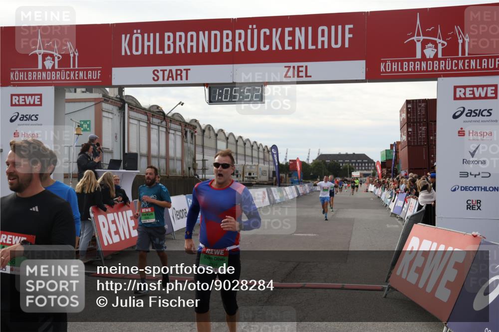 03.10.2025 - Köhlbrandbrückenlauf Julia Fischer http://msf.ph/oto/9028284 03.10.2025 16:05:52 Ziel 7151, 7213, 7547, 7646, 8616, 8924, 8966, 9102, 9489, 9566 meine-sportfotos.de