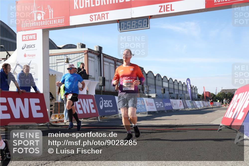 03.10.2025 - Köhlbrandbrückenlauf Luisa Fischer http://msf.ph/oto/9028285 03.10.2025 12:58:57 Ziel 4126, 4368, 5955, 6611, 6674 meine-sportfotos.de