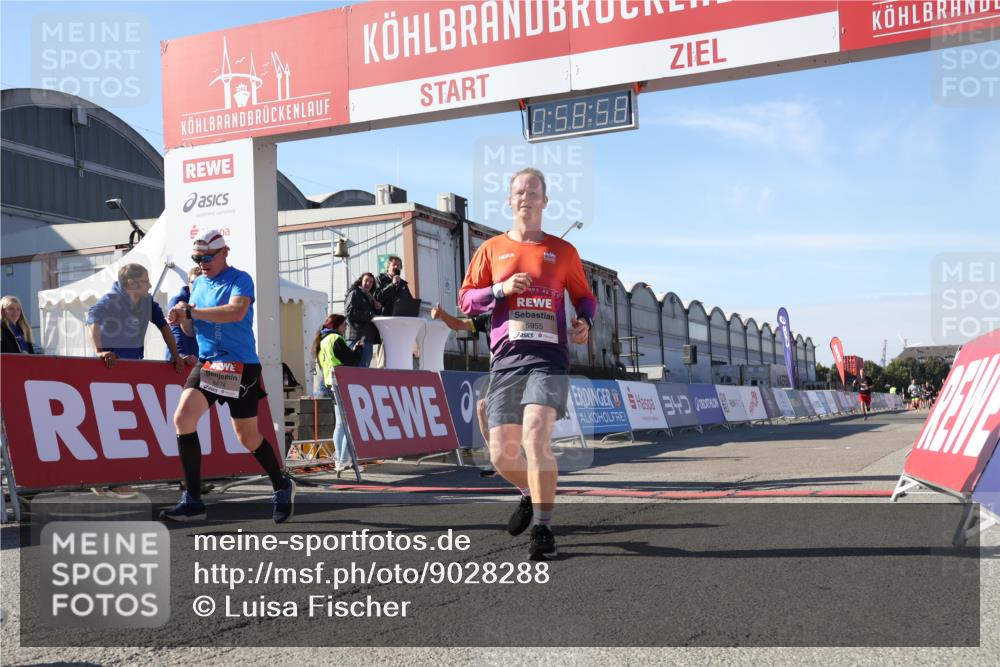03.10.2025 - Köhlbrandbrückenlauf Luisa Fischer http://msf.ph/oto/9028288 03.10.2025 12:58:57 Ziel 4126, 4368, 5955, 6611, 6674 meine-sportfotos.de