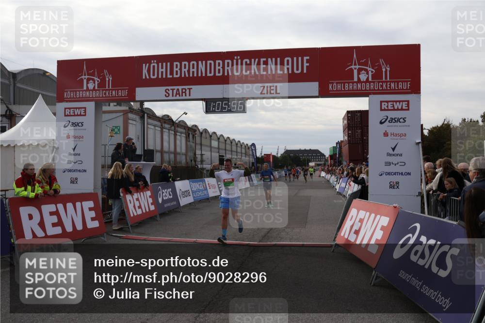03.10.2025 - Köhlbrandbrückenlauf Julia Fischer http://msf.ph/oto/9028296 03.10.2025 16:05:56 Ziel 7547, 7646, 8616, 8924, 8966, 9102, 9489, 9566 meine-sportfotos.de